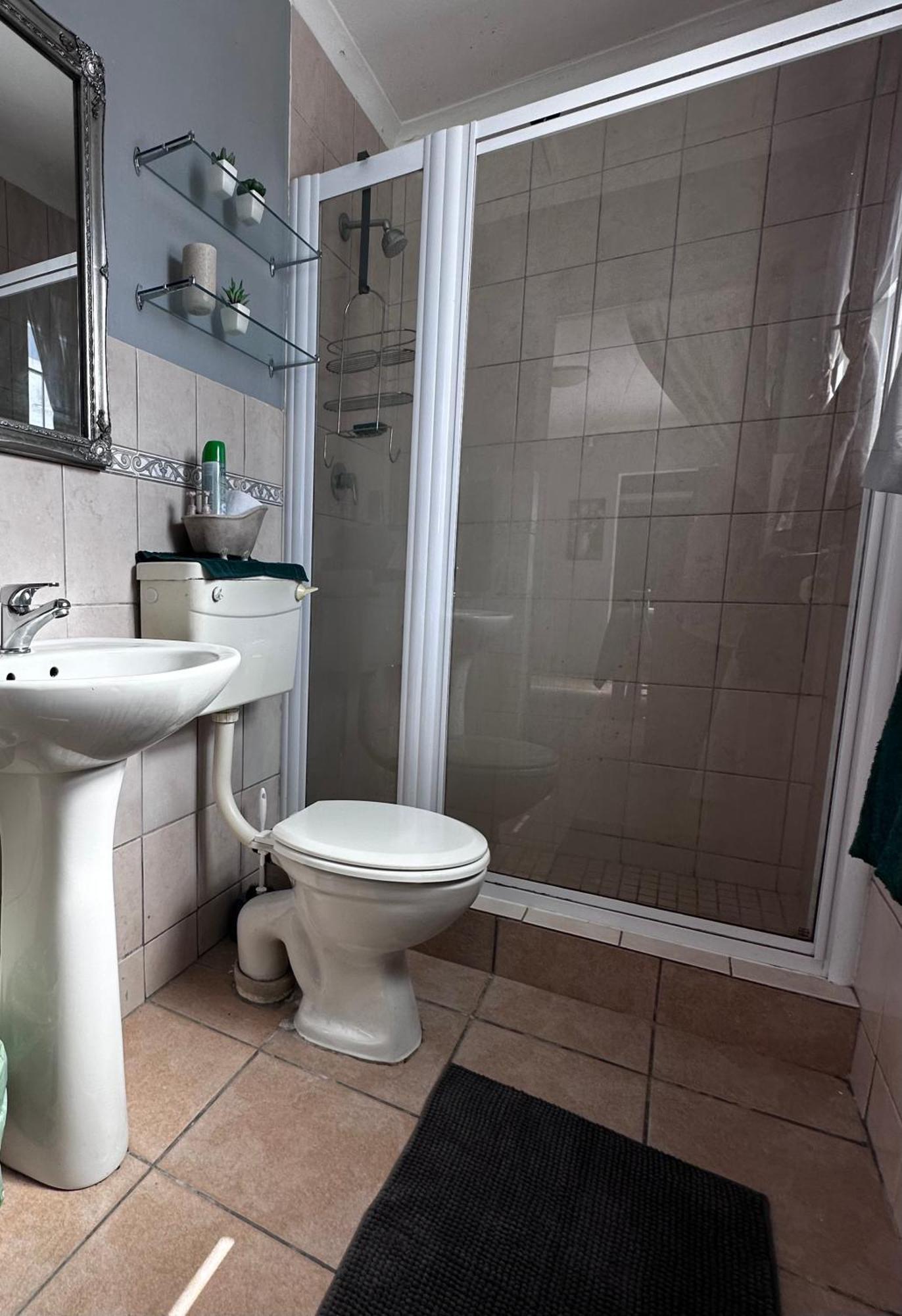 Chezbelle, Self-catering 2 Sleeper In Constantia With Self Check-in Apartment *